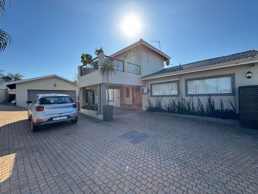 To Let 4 Bedroom Property for Rent in La Lucia KwaZulu-Natal