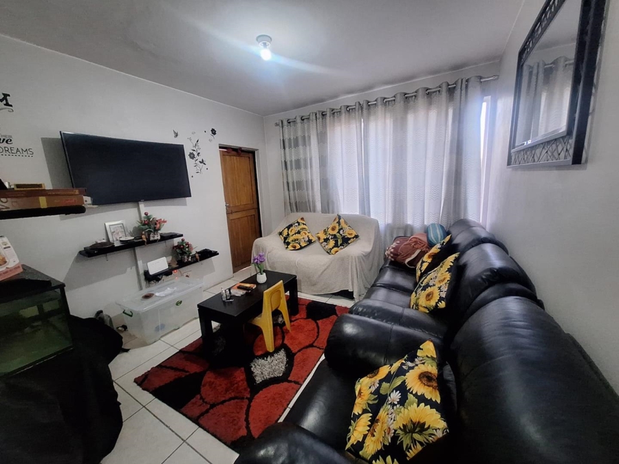 1 Bedroom Property for Sale in Overport KwaZulu-Natal