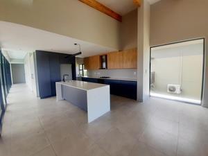 To Let 4 Bedroom Property for Rent in Palm Lakes Estate KwaZulu-Natal