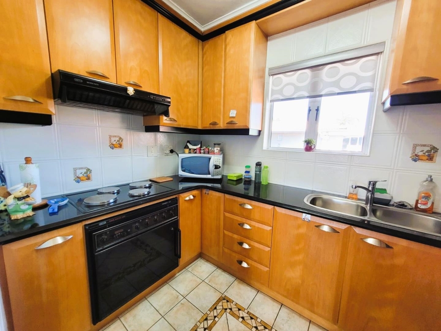 2 Bedroom Property for Sale in Glenwood KwaZulu-Natal