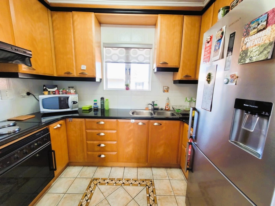 2 Bedroom Property for Sale in Glenwood KwaZulu-Natal