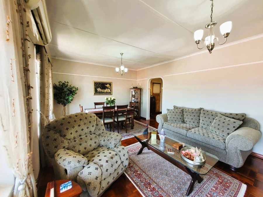 2 Bedroom Property for Sale in Glenwood KwaZulu-Natal