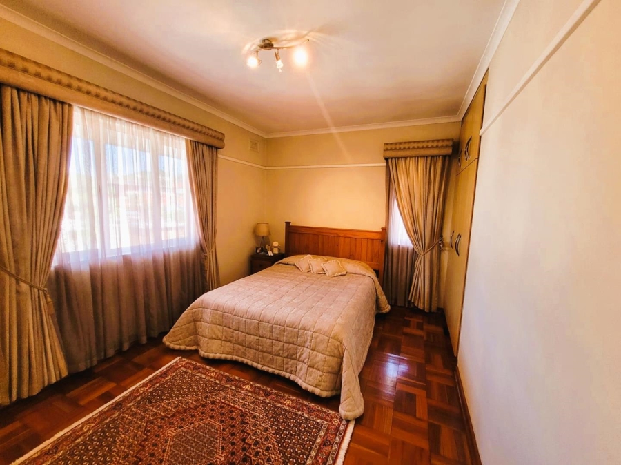 2 Bedroom Property for Sale in Glenwood KwaZulu-Natal