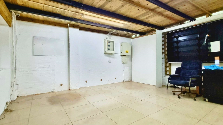 To Let commercial Property for Rent in North Beach KwaZulu-Natal