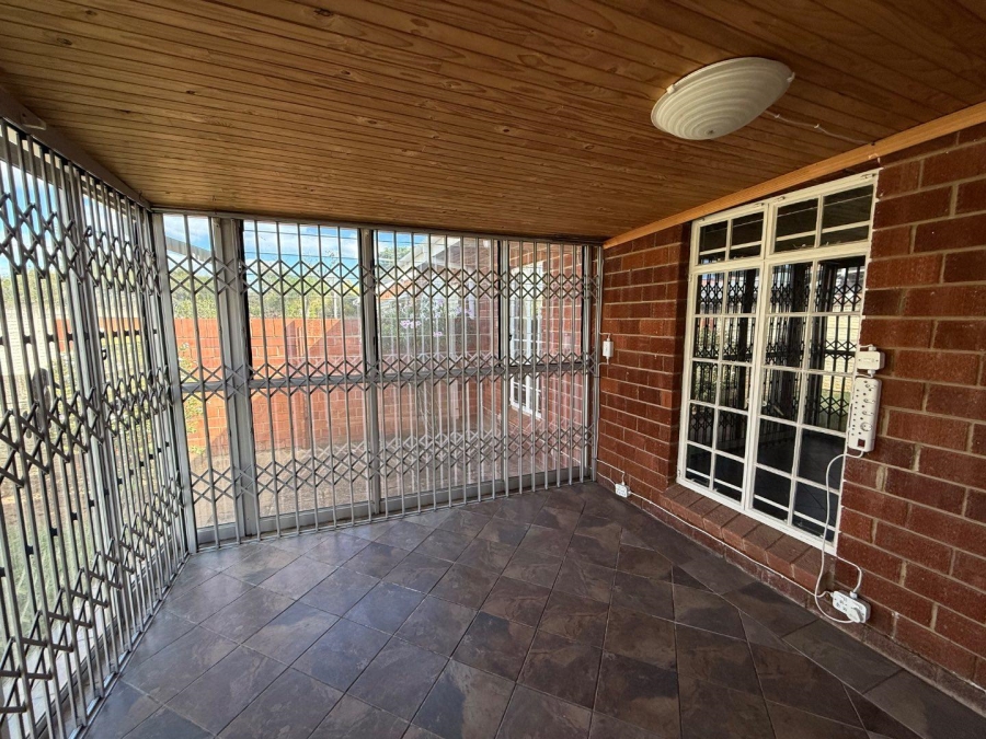 To Let 3 Bedroom Property for Rent in Vryheid KwaZulu-Natal