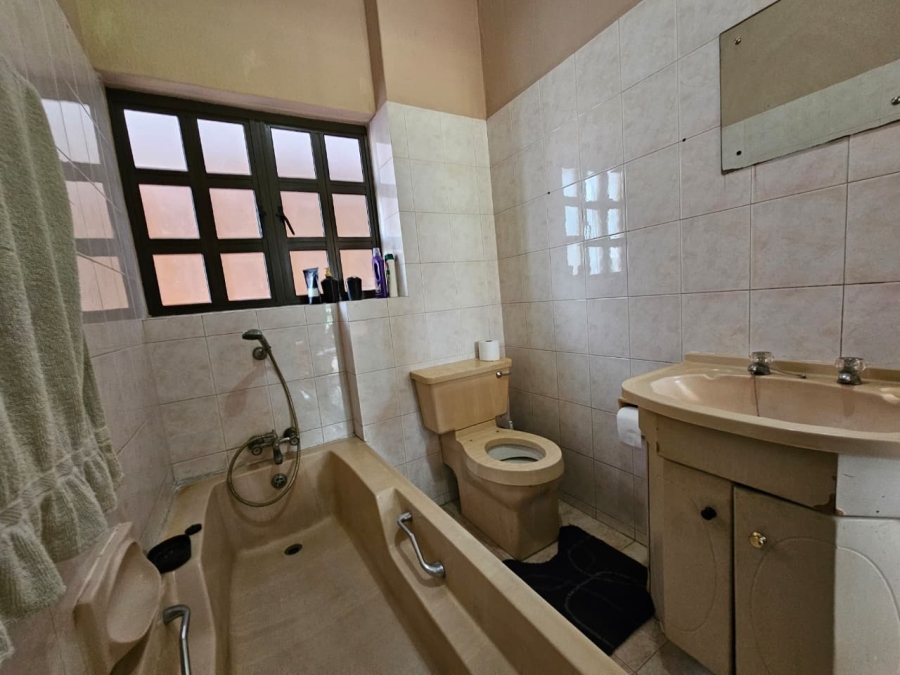 1 Bedroom Property for Sale in Arboretum KwaZulu-Natal