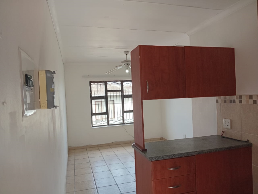 2 Bedroom Property for Sale in Brackenham KwaZulu-Natal