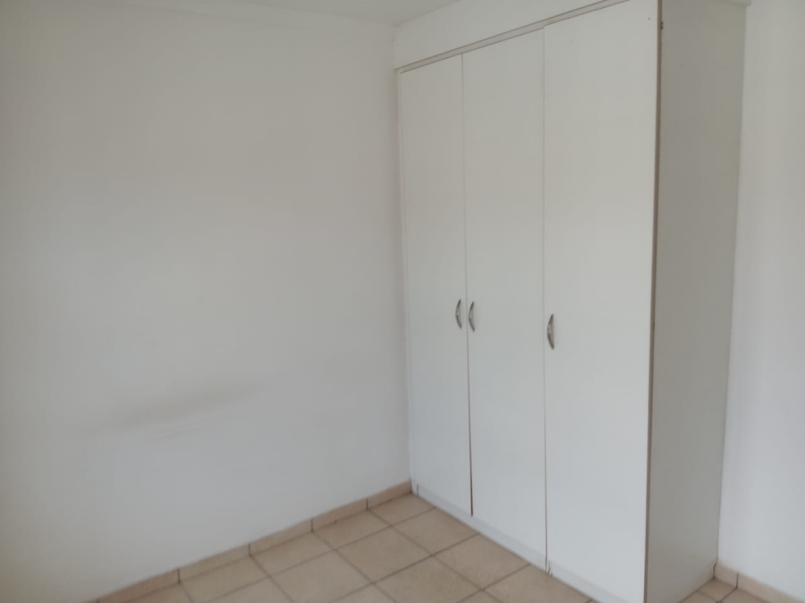 2 Bedroom Property for Sale in Brackenham KwaZulu-Natal