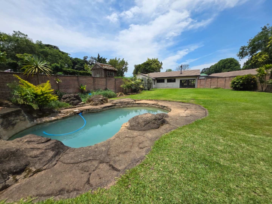 To Let 4 Bedroom Property for Rent in Assagay KwaZulu-Natal