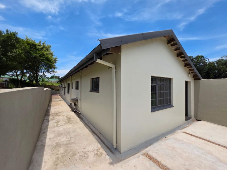 To Let 4 Bedroom Property for Rent in Assagay KwaZulu-Natal