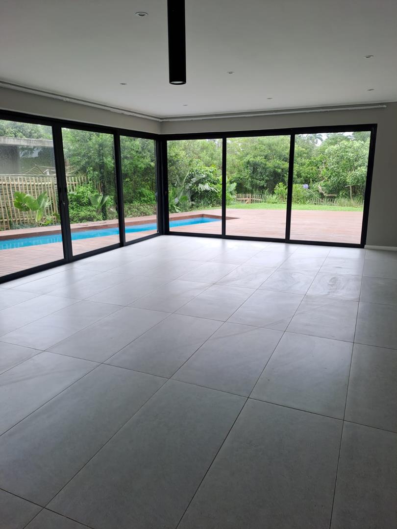 To Let 4 Bedroom Property for Rent in Palm Lakes Estate KwaZulu-Natal