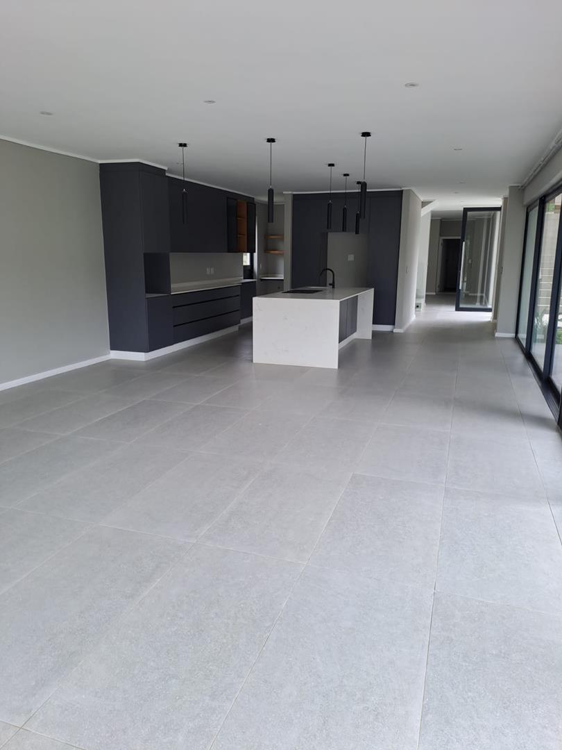 To Let 4 Bedroom Property for Rent in Palm Lakes Estate KwaZulu-Natal