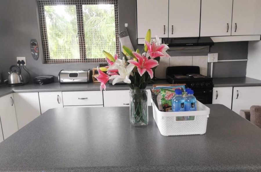 To Let 2 Bedroom Property for Rent in Glen Anil KwaZulu-Natal