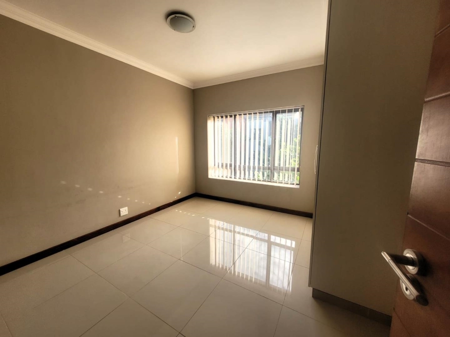 To Let 3 Bedroom Property for Rent in Umhlanga Ridge KwaZulu-Natal