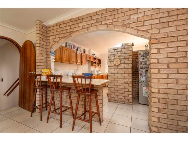 4 Bedroom Property for Sale in Waterfall KwaZulu-Natal