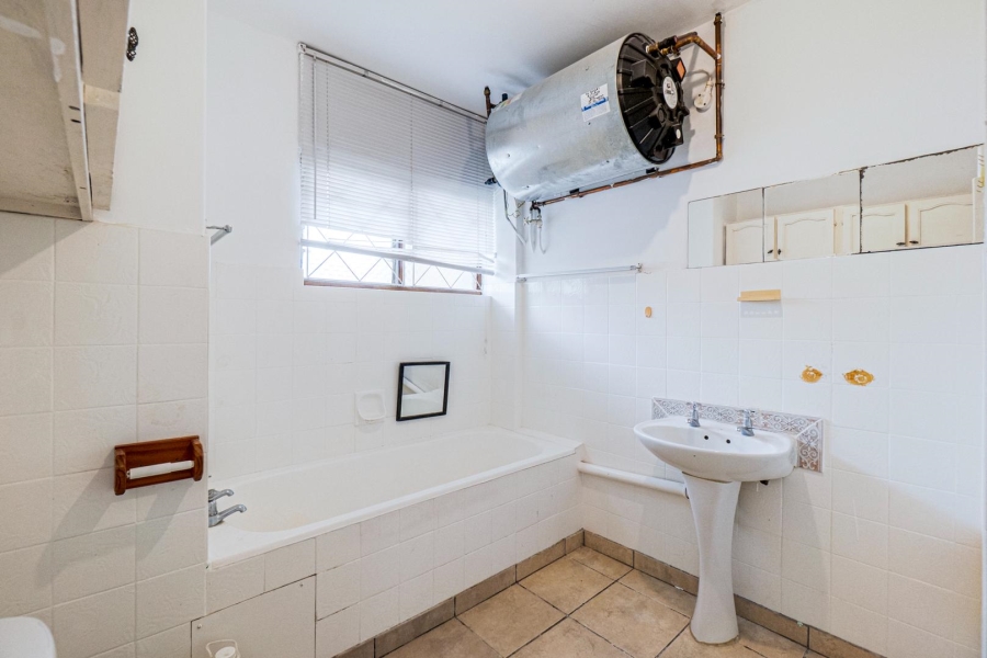 2 Bedroom Property for Sale in Amanzimtoti KwaZulu-Natal