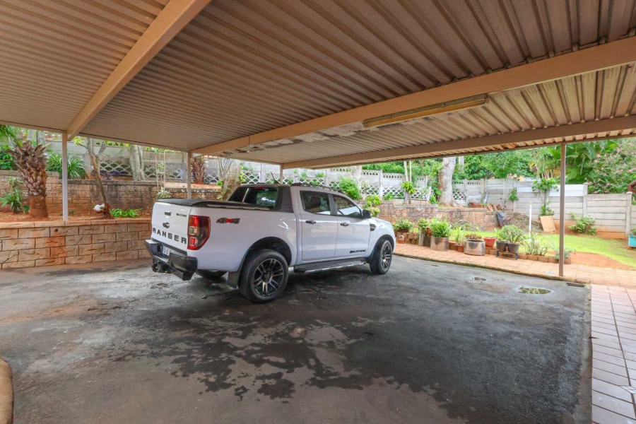 4 Bedroom Property for Sale in Yellowwood Park KwaZulu-Natal