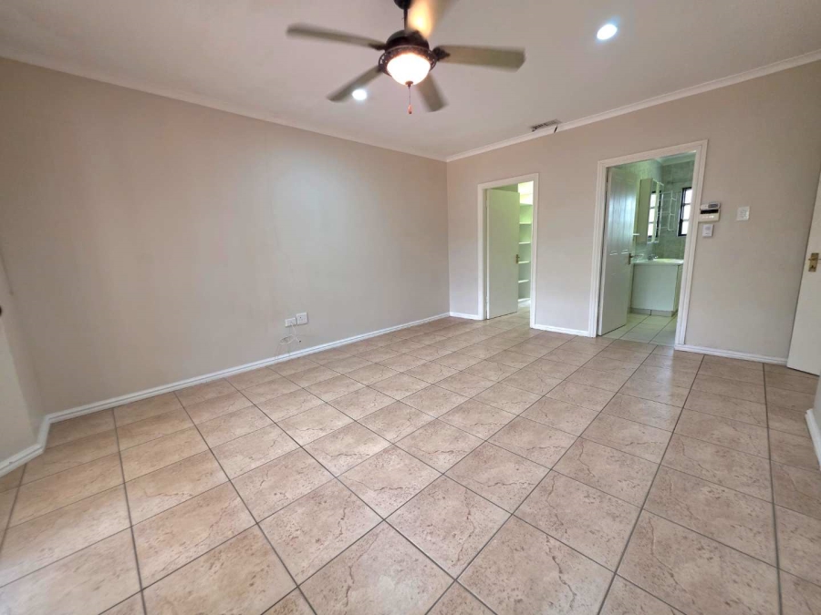 To Let 3 Bedroom Property for Rent in Gillitts KwaZulu-Natal