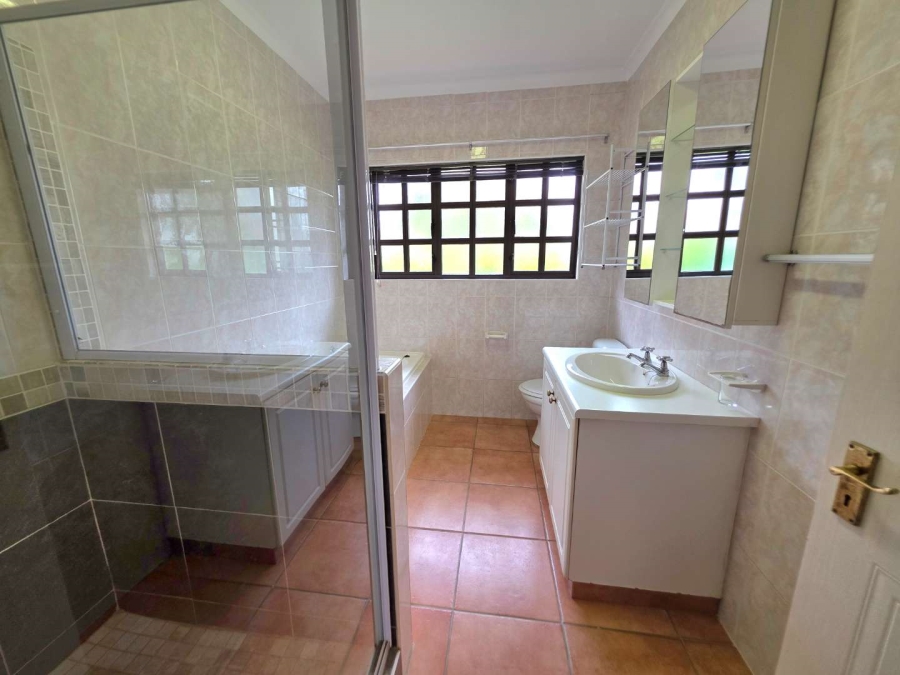 To Let 3 Bedroom Property for Rent in Gillitts KwaZulu-Natal