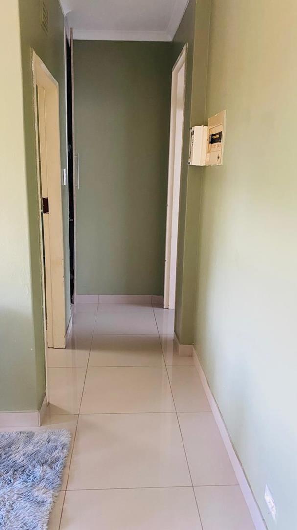 1 Bedroom Property for Sale in Fairview KwaZulu-Natal