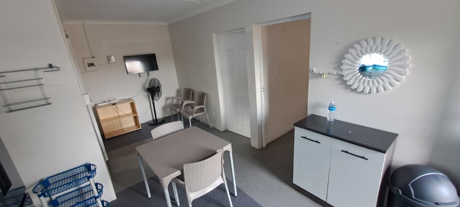 To Let 2 Bedroom Property for Rent in Birdswood KwaZulu-Natal