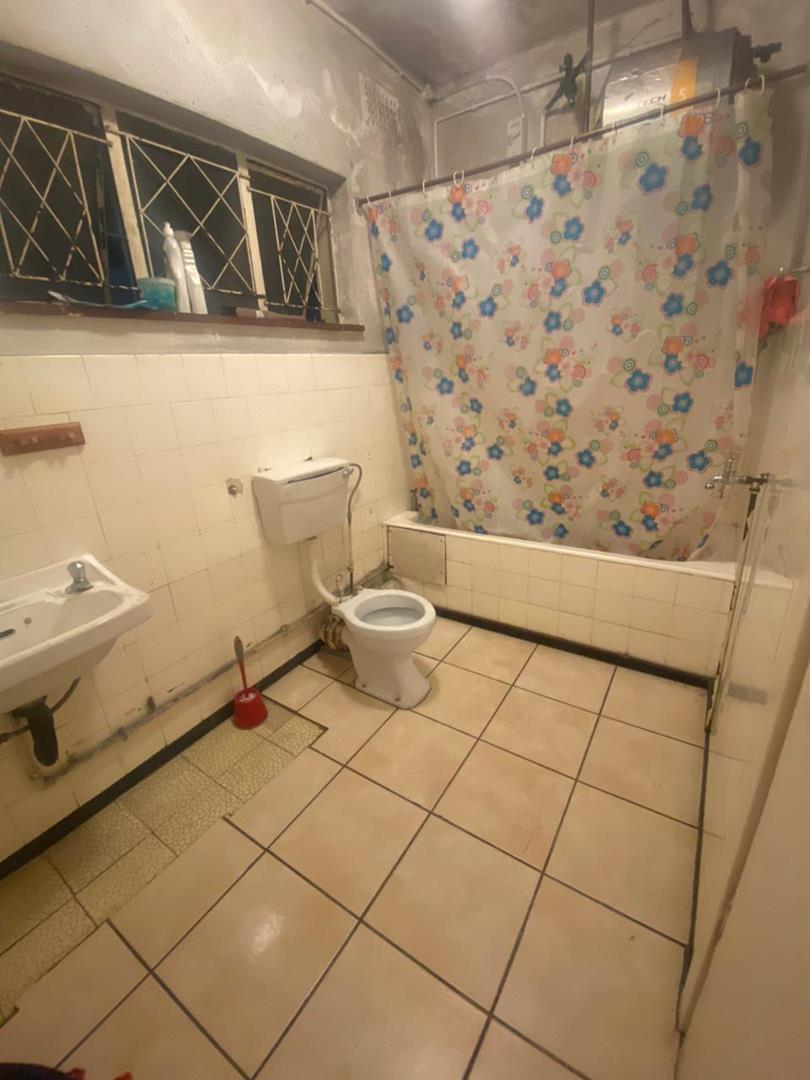 2 Bedroom Property for Sale in Montclair KwaZulu-Natal