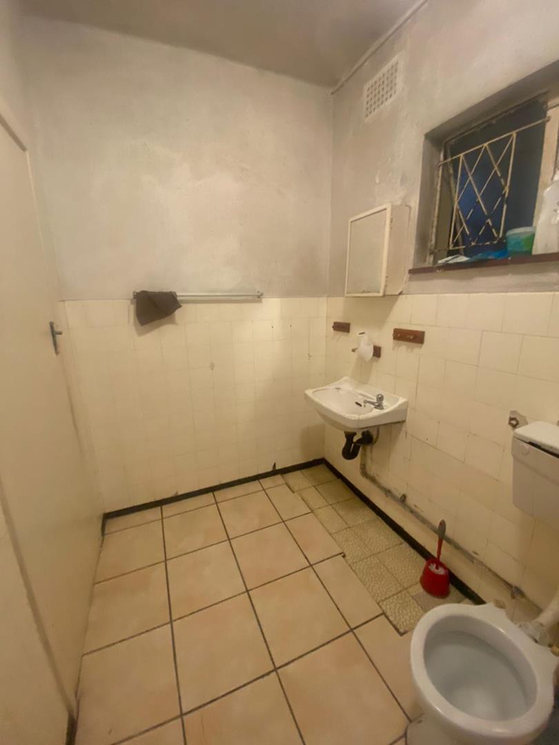 2 Bedroom Property for Sale in Montclair KwaZulu-Natal