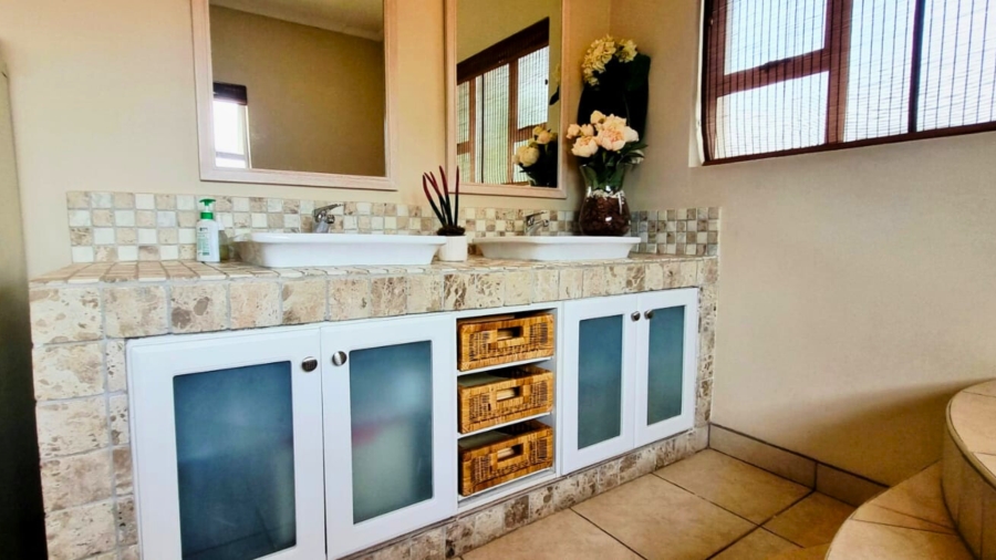 To Let commercial Property for Rent in Broadway KwaZulu-Natal