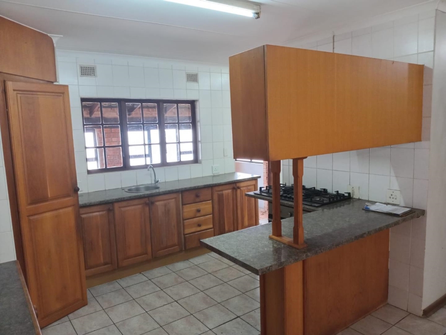 To Let 4 Bedroom Property for Rent in Meer En See KwaZulu-Natal