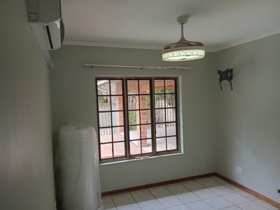 To Let 4 Bedroom Property for Rent in Meer En See KwaZulu-Natal