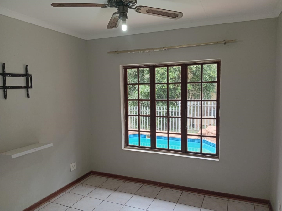 To Let 4 Bedroom Property for Rent in Meer En See KwaZulu-Natal