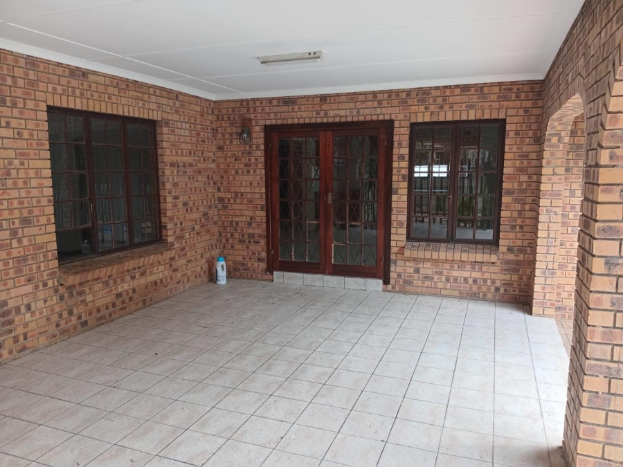 To Let 4 Bedroom Property for Rent in Meer En See KwaZulu-Natal