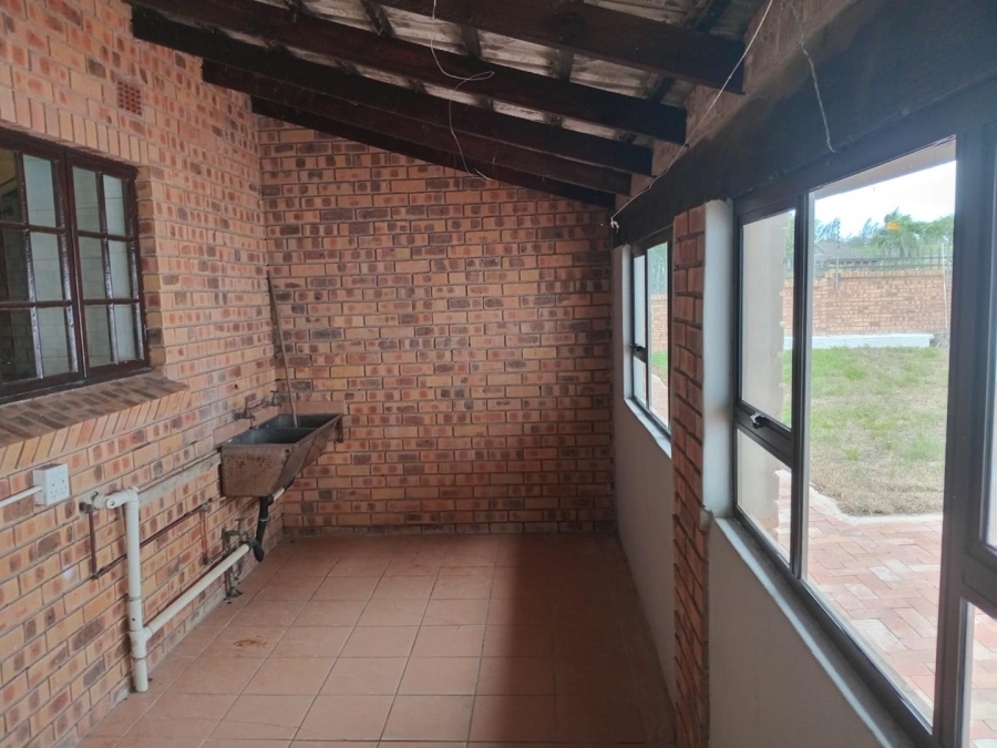 To Let 4 Bedroom Property for Rent in Meer En See KwaZulu-Natal