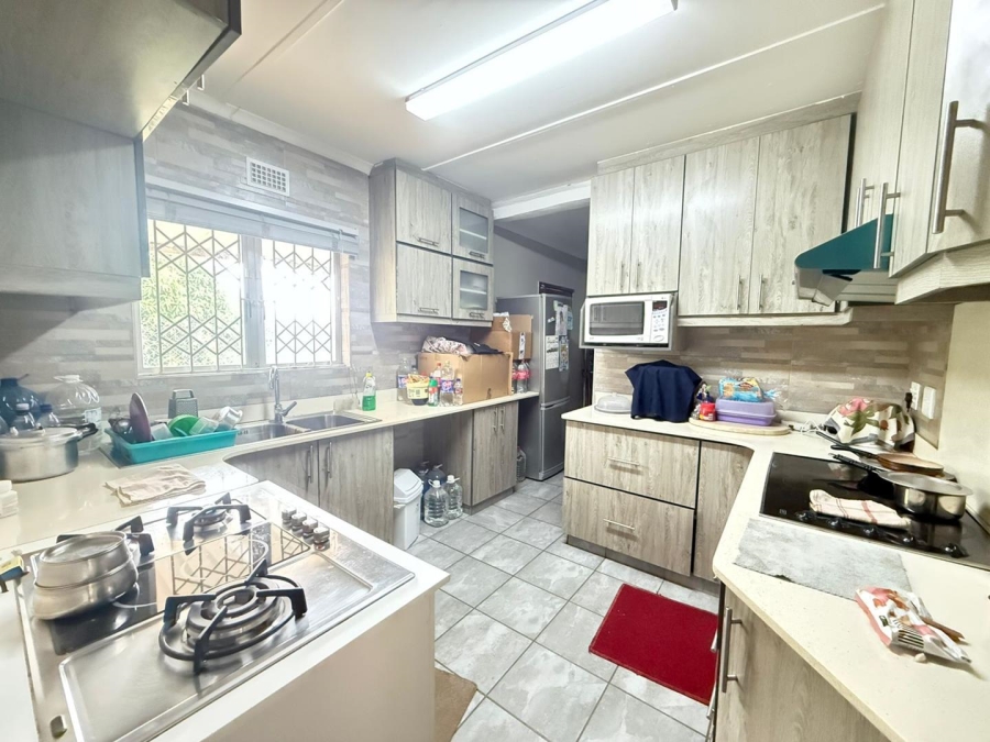 2 Bedroom Property for Sale in Dawncrest KwaZulu-Natal