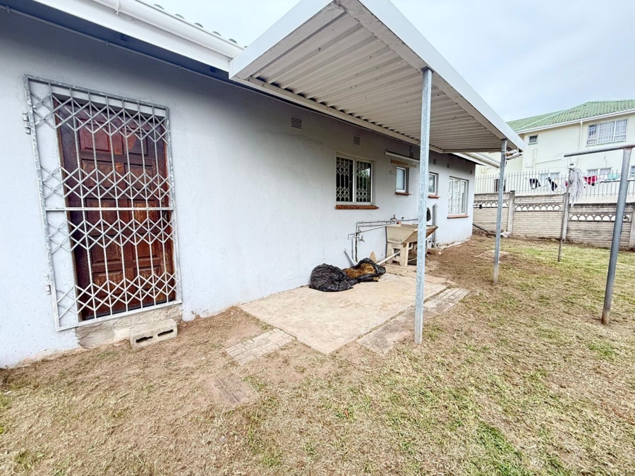 2 Bedroom Property for Sale in Dawncrest KwaZulu-Natal