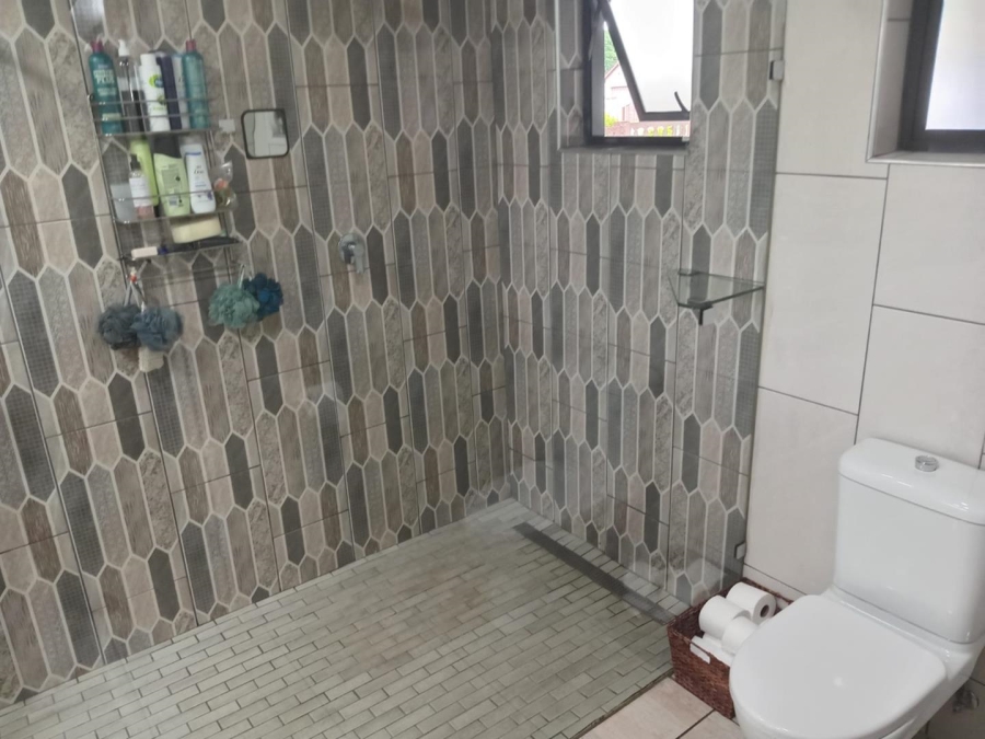 4 Bedroom Property for Sale in Veld En Vlei KwaZulu-Natal