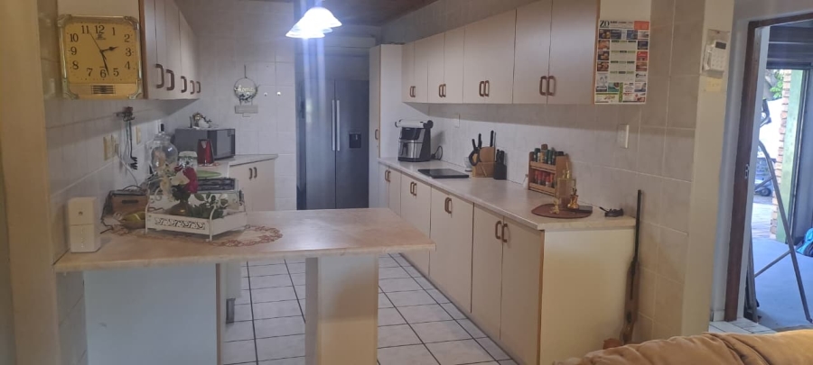 3 Bedroom Property for Sale in Birdswood KwaZulu-Natal
