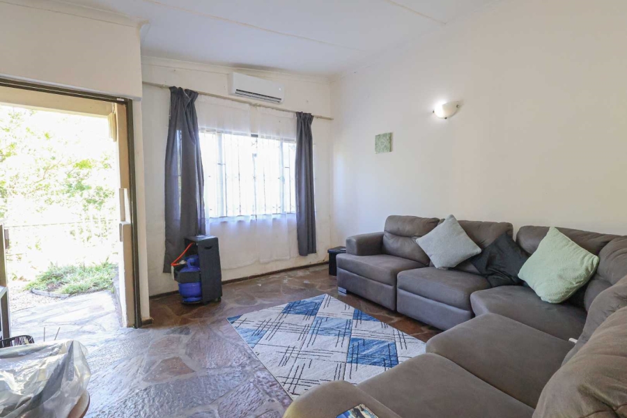 2 Bedroom Property for Sale in Escombe KwaZulu-Natal