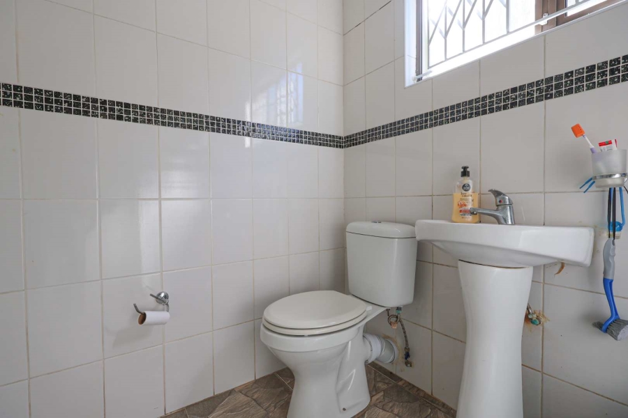 2 Bedroom Property for Sale in Escombe KwaZulu-Natal