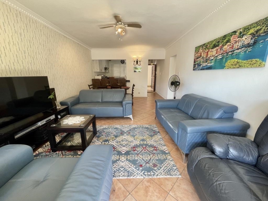 2 Bedroom Property for Sale in Umhlanga KwaZulu-Natal