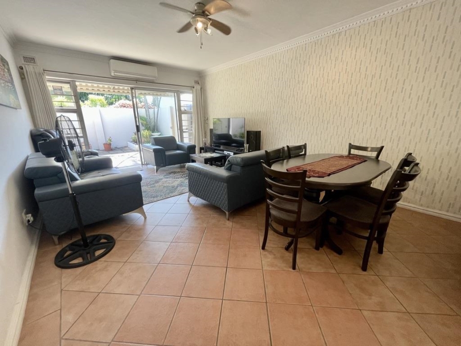 2 Bedroom Property for Sale in Umhlanga KwaZulu-Natal