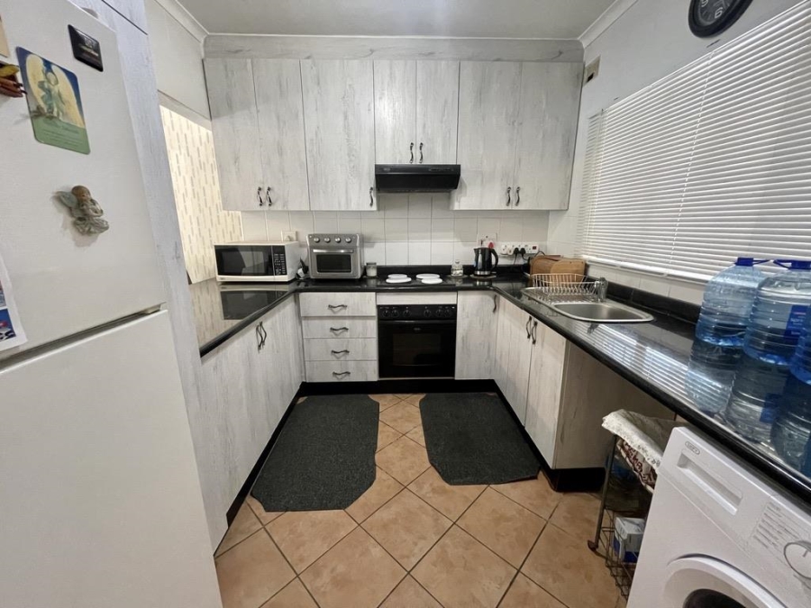 2 Bedroom Property for Sale in Umhlanga KwaZulu-Natal