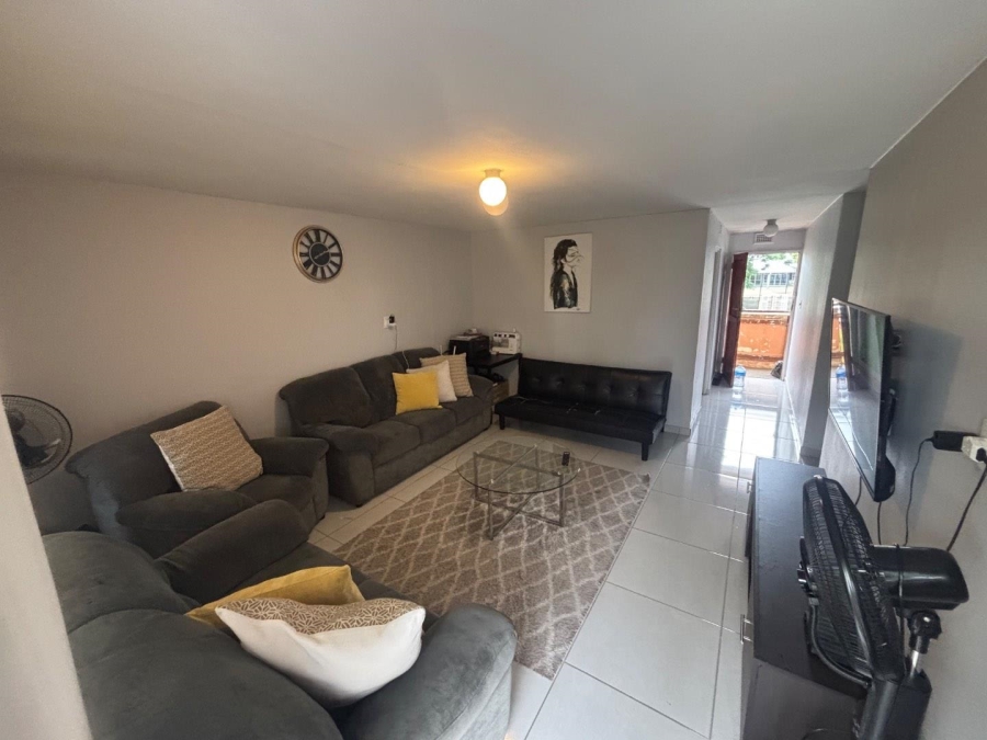 2 Bedroom Property for Sale in Pinetown KwaZulu-Natal