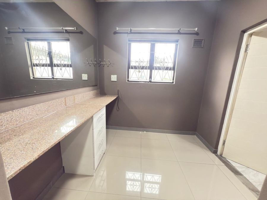 To Let 2 Bedroom Property for Rent in Ottawa KwaZulu-Natal