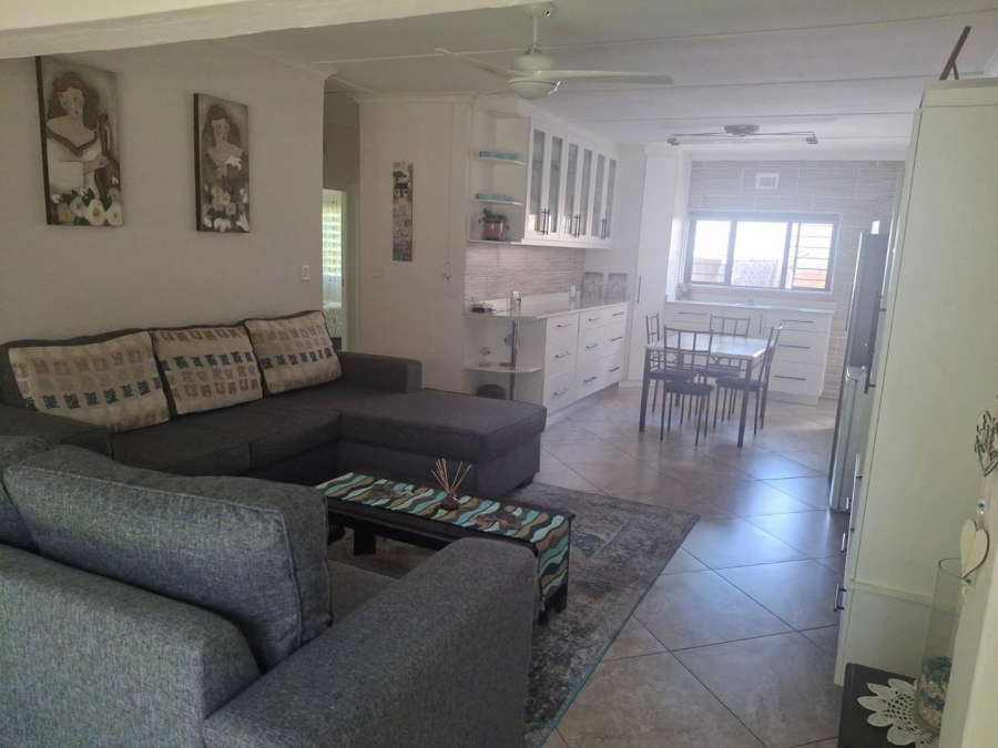 2 Bedroom Property for Sale in Margate KwaZulu-Natal