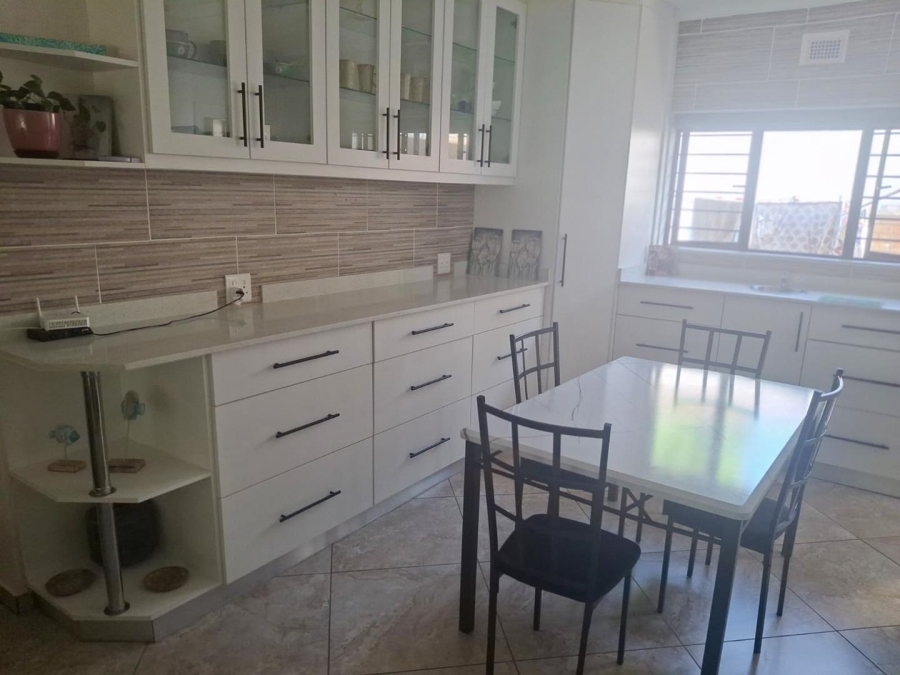 2 Bedroom Property for Sale in Margate KwaZulu-Natal