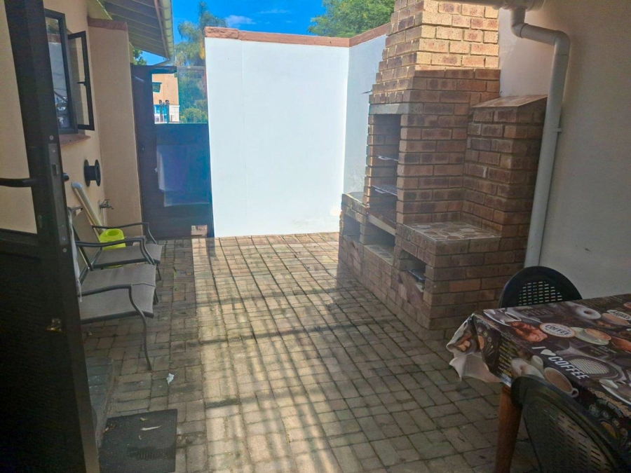 2 Bedroom Property for Sale in Margate KwaZulu-Natal