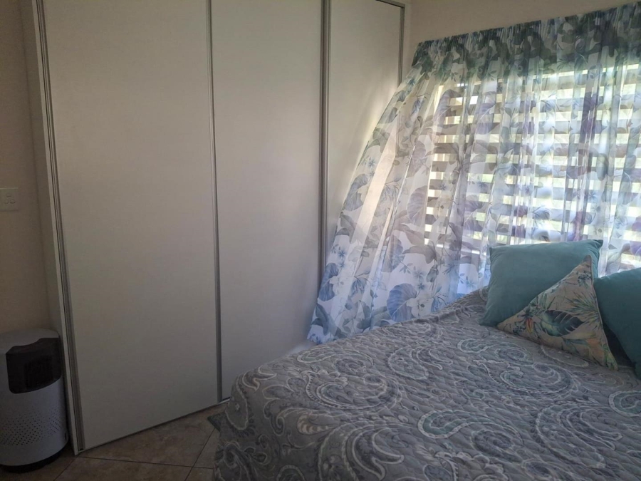 2 Bedroom Property for Sale in Margate KwaZulu-Natal