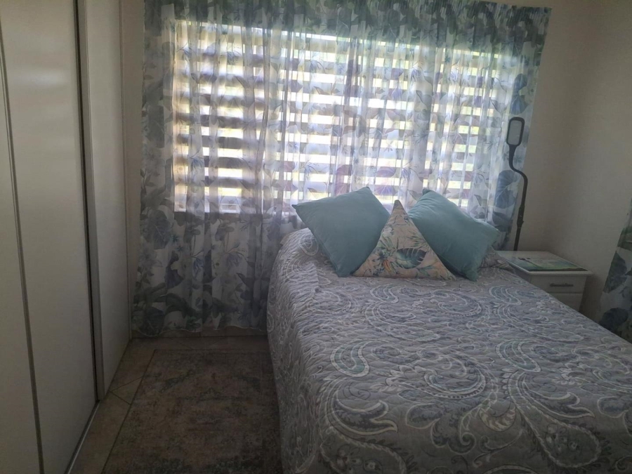 2 Bedroom Property for Sale in Margate KwaZulu-Natal