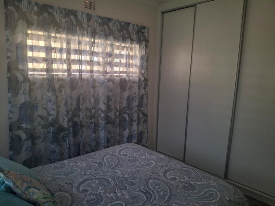 2 Bedroom Property for Sale in Margate KwaZulu-Natal